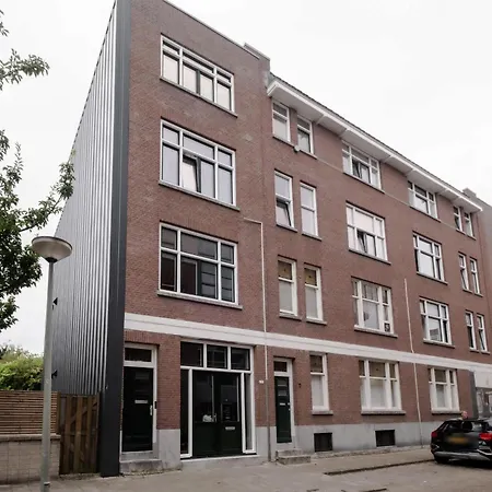 Spacious 2br In Heart Of *